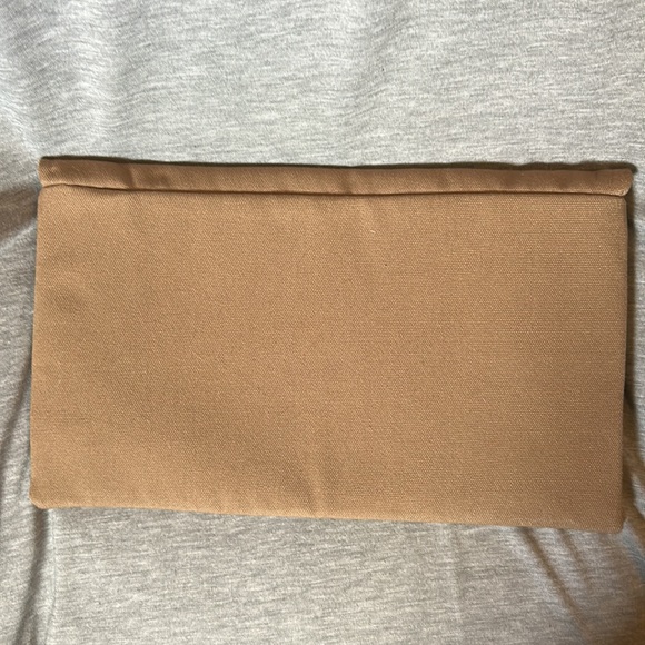 Two new, never used, fabric clutches by Mojo Spa, a Chicago-based salon. - Picture 2 of 9